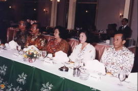 Beberapa tamu yang hadir dalam acara syukuran Pelantikan Gubernur DIY, diantaranya Bapak Bani Sis...