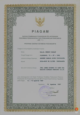 Piagam dari BP-7 DIY diberikan kepada Drs. M. Husen Dahlan atas peran sertanya sebagai Juri dalam...
