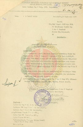 Instruksi Kanwil P dan K No. 543/ Kanwil/ PK/A/1976 mengenai Larangan mengedarkan brosur, buku at...