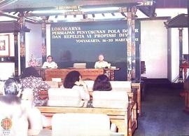 Sekwilda Provinsi DIY drs. Suprastowo dan Kepala BAPPEDA Provinsi DIY Ir. Bondan Hermani Slamet h...