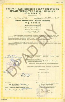 Surat keputusan Dewan Pemerintahan DIY tentang diberikan gaji, diangkat dalam pangkat, diberikan ...