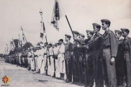 Bendera-bendera Panji Devisi siap diserahkan .