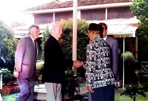 Open original Digital object