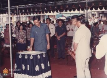 Open original Objek Digital