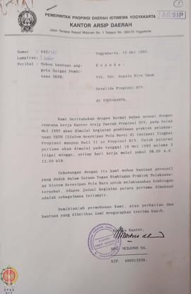 Berkas surat perihal pelaksanaan praktek sistem kearsipan pola baru di instansi tingkat Provinsi ...