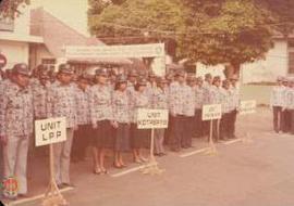 Barisan peserta upacara dari unit LPP, Unit Kopertis, Unit Hankam, Unit Gabungan