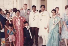 Pramuka Internasional delegasi dari India foto bersama saat berada di teras hendak meninggalkan G...