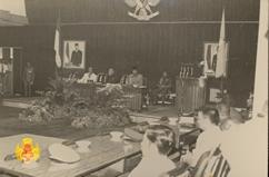 Wakil Presiden Republik Indonesia, Gubernur Kalimantan Barat dan para pejabat pada waktu sidang/r...