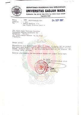Berkas perihal disampaikannya peserta Penataran P-4 bagi Pejabat Struktural Eselon III dari Unive...