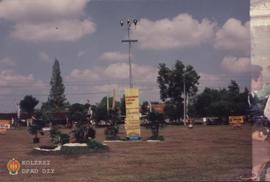 Suasana tempat penyelenggaraan upacara peresmian Listrik Masuk Desa.